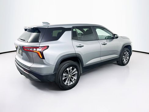 Used 2025 Chevrolet Equinox LT image 9