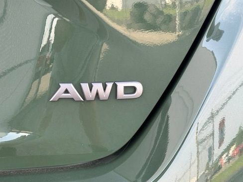 Used 2025 Nissan Altima 2.5 SR AWD/4WD image 8