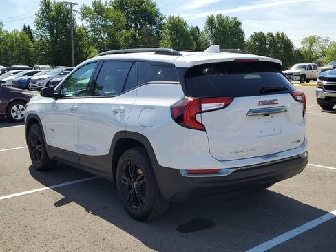Certified 2023 GMC Terrain AT4 AWD/4WD image 4