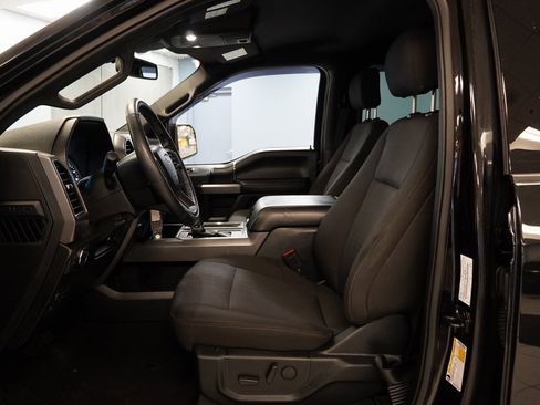 Used 2020 Ford F150 XLT w/ Equipment Group 302A Luxury image 5