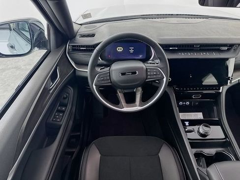 New 2026 Jeep Grand Cherokee L L LAREDO ALTITUDE 4X4 image 25