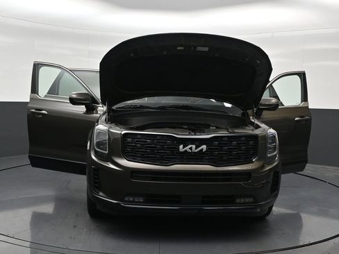 Used 2022 Kia Telluride SX w/ Nightfall Edition Package AWD/4WD image 37