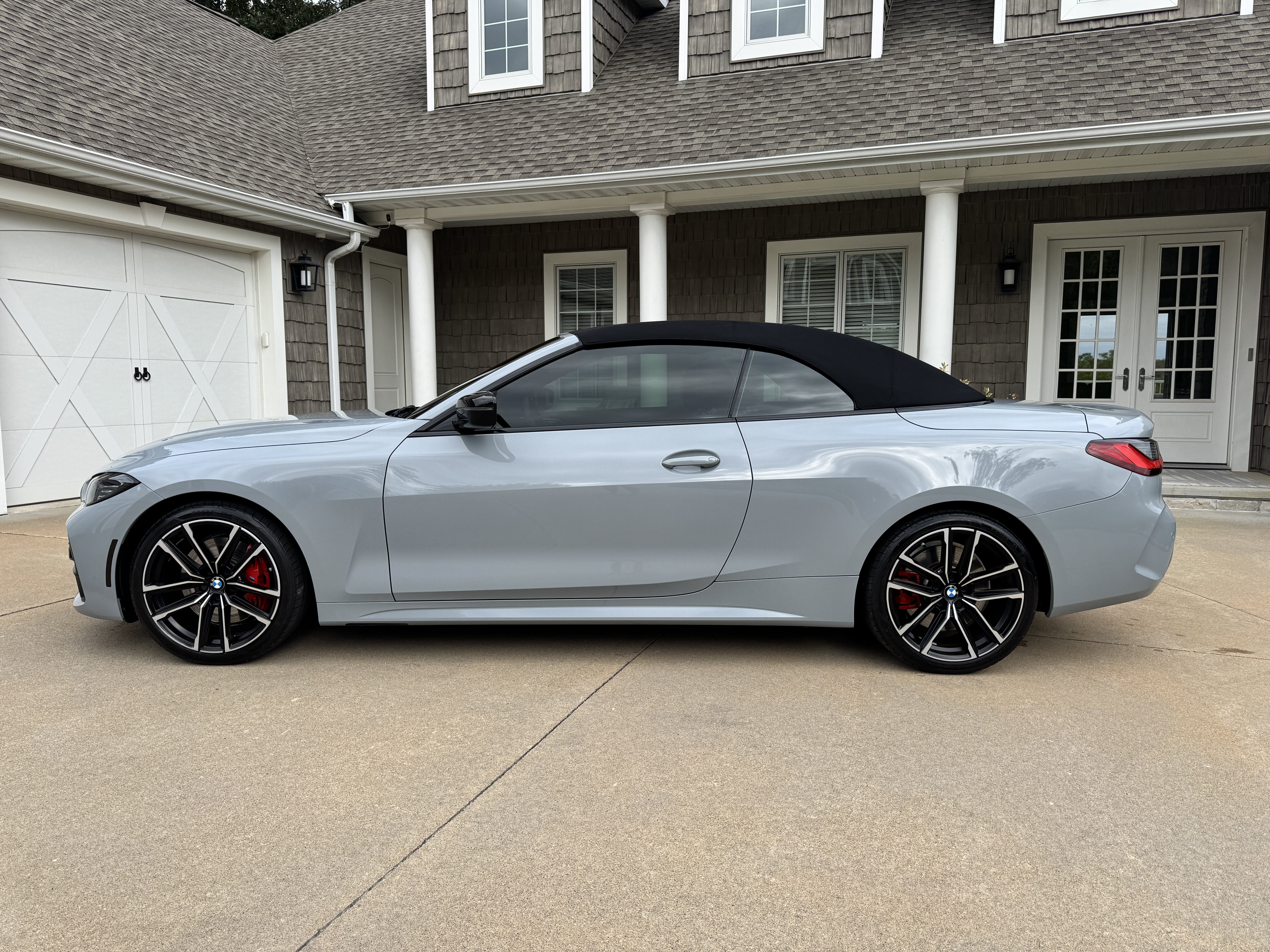 Used 2023 BMW 430i xDrive Convertible w/ M Sport Package AWD/4WD image 3