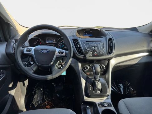 Used 2016 Ford Escape SE w/ SE Cold Weather Package image 12