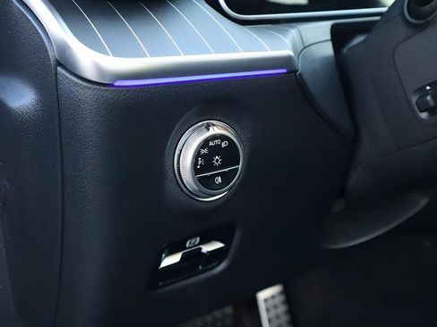New 2026 Mercedes-Benz C 300 4MATIC Sedan image 37