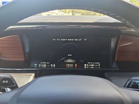 Used 2021 Lincoln Navigator Reserve w/ Luxury Package image 19