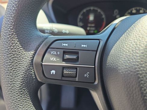 New 2027 Honda HR-V LX image 15