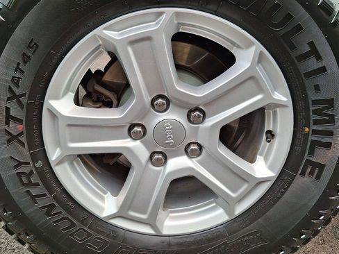 Used 2019 Jeep Wrangler Unlimited Sport S AWD/4WD image 20