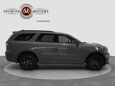 Used 2023 Dodge Durango GT AWD/4WD image 2