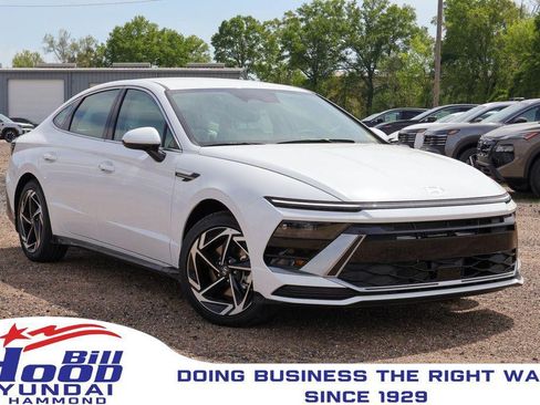 New 2026 Hyundai Sonata SEL FWD image 1