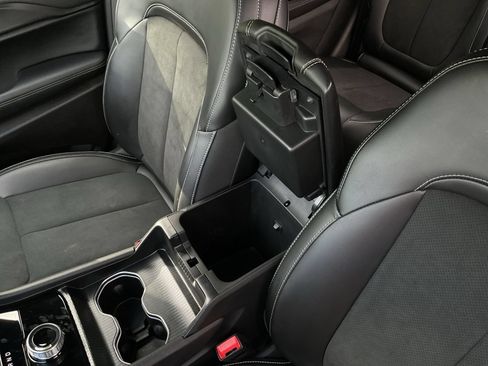 Used 2025 Jeep Grand Cherokee Altitude AWD/4WD image 42