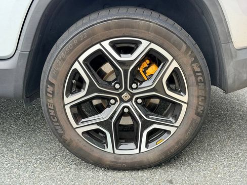 Used 2023 Rivian R1T Launch Edition AWD/4WD image 27
