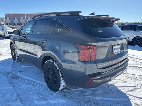 Used 2024 Kia Sorento SX Prestige w/ Sage Leather Package image 3