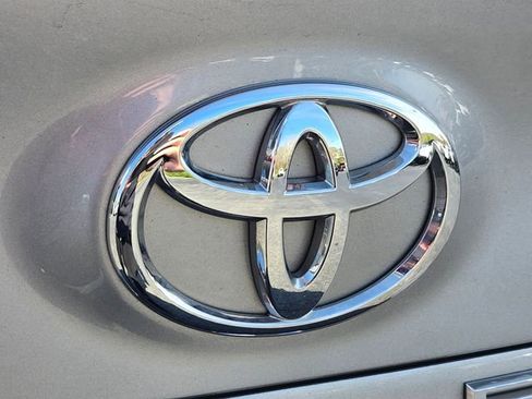 Used 2024 Toyota Camry SE w/ Cold Weather Package image 14