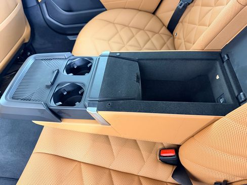 Used 2026 BMW 740i RWD image 16