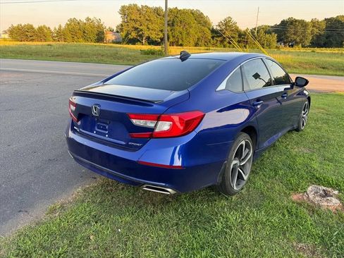 Used 2022 Honda Accord Sport image 5