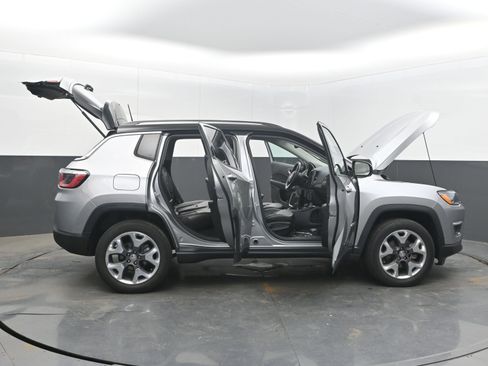 Used 2019 Jeep Compass Limited AWD/4WD image 44