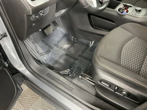 Used 2020 GMC Terrain SLE w/ Driver Convenience Package image 15