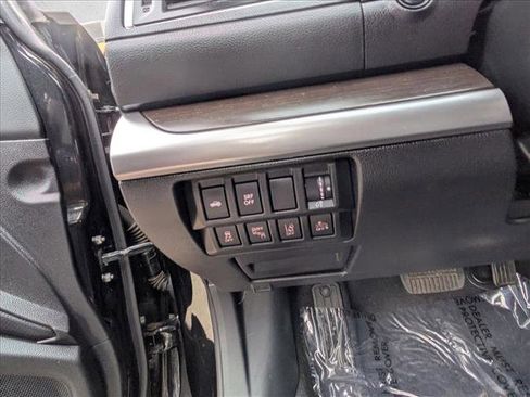 Used 2017 Subaru Legacy 2.5i Limited image 18