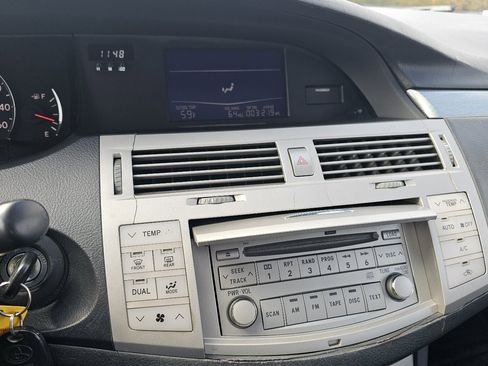 Used 2005 Toyota Avalon XL image 12