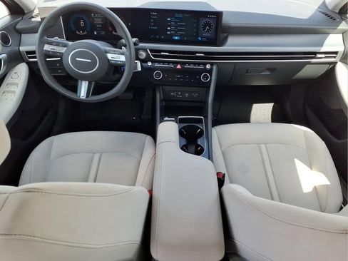Used 2025 Hyundai Sonata SEL FWD image 15