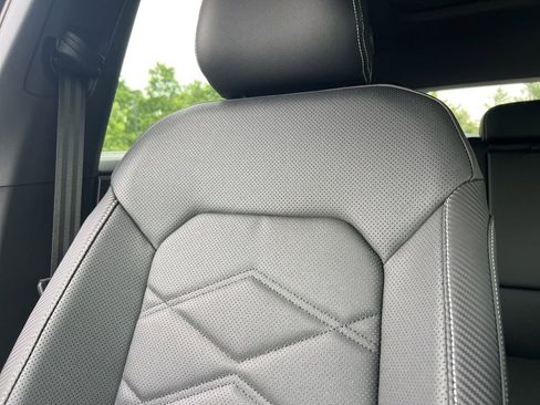 New 2026 Volkswagen Atlas Cross Sport SE AWD/4WD image 21
