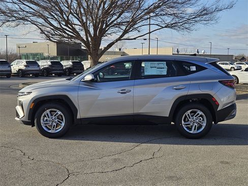 New 2026 Hyundai Tucson SE image 4