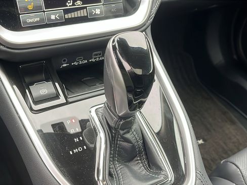 Certified 2023 Subaru Outback Limited XT image 18