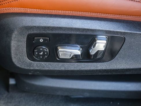 New 2026 BMW ALPINA XB7 AWD/4WD image 18