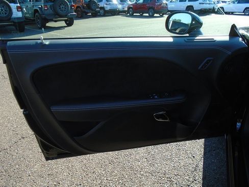 Used 2023 Dodge Challenger SRT Hellcat image 7