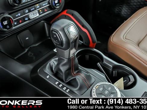 Used 2023 Ford Bronco Heritage Edition AWD/4WD image 19