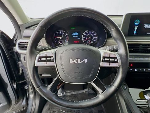 Used 2022 Kia Telluride EX w/ EX Premium Package image 12
