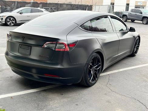 Used 2022 Tesla Model 3 Performance image 7