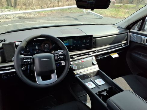 New 2026 Hyundai Santa Fe SE AWD/4WD image 5