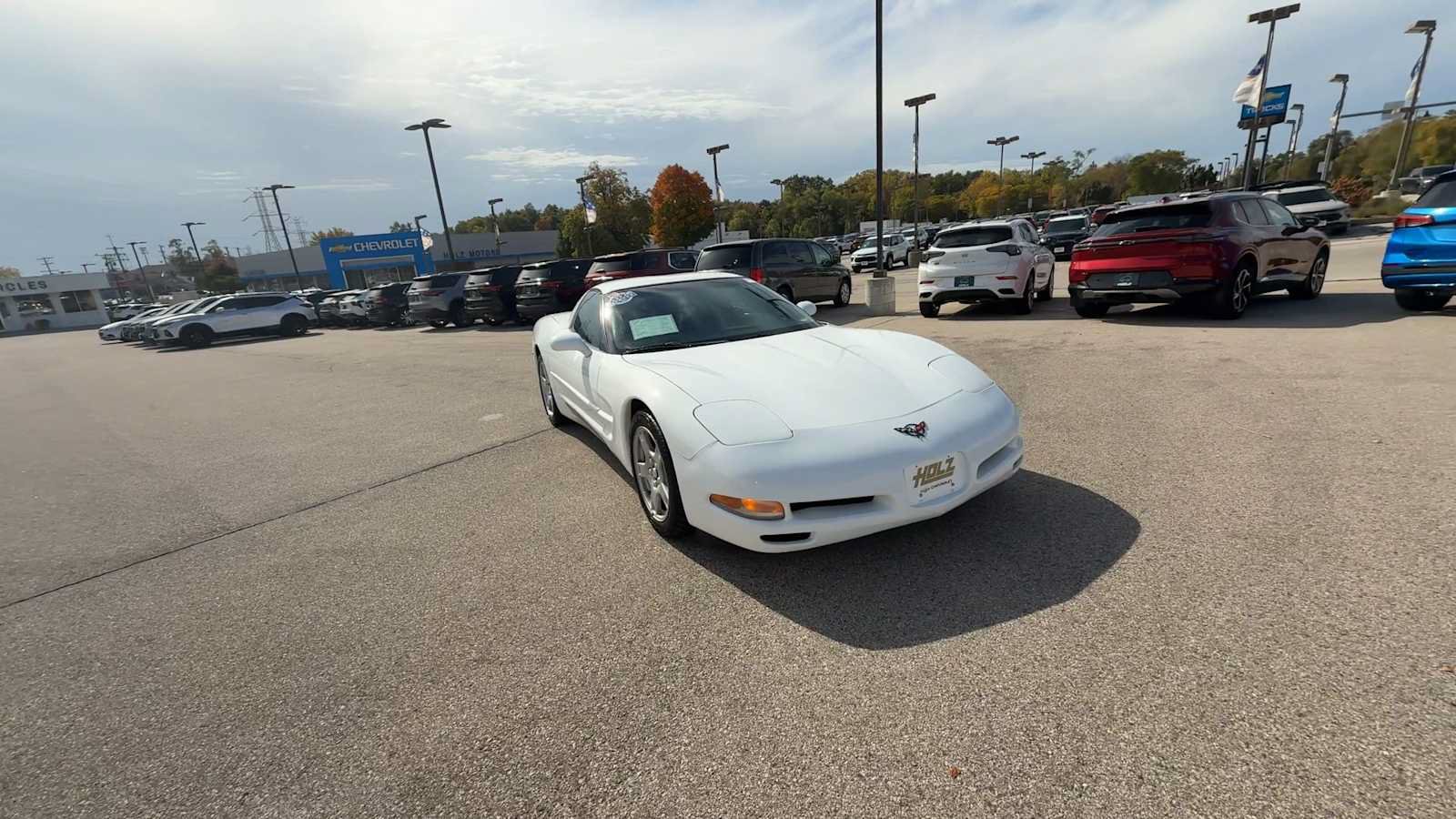 Used 1998 Chevrolet Corvette Coupe w/ Memory Pkg RWD image 2