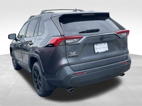 Used 2021 Toyota RAV4 XLE w/ Convenience Package AWD/4WD image 5