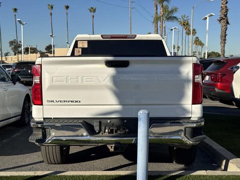 Used 2023 Chevrolet Silverado 1500 LTZ image 3