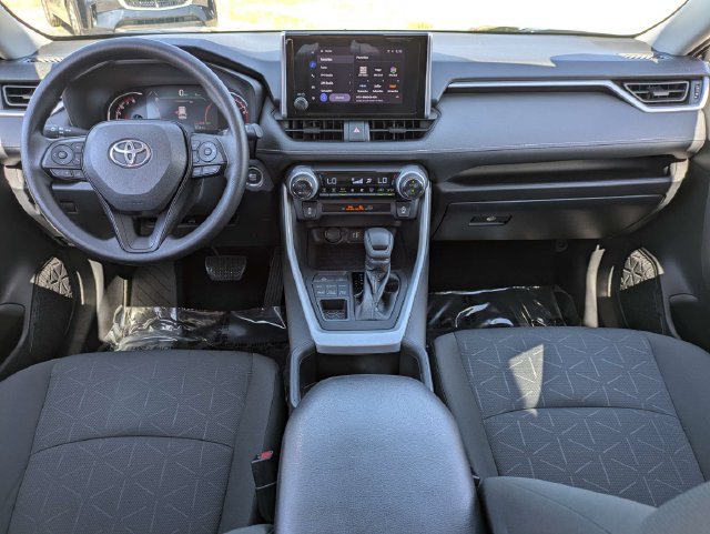 Used 2023 Toyota RAV4 XLE AWD/4WD image 14