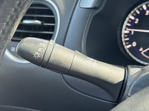 Used 2018 INFINITI QX60 image 16