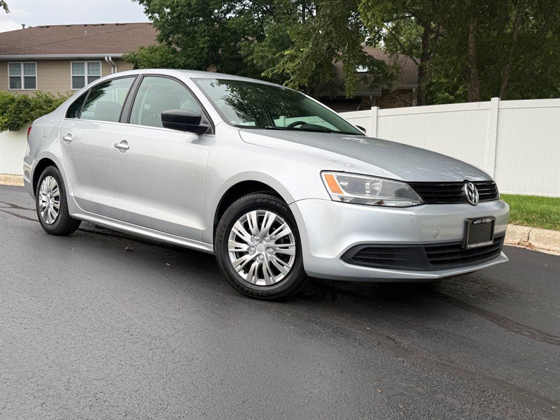 Used 2014 Volkswagen Jetta S FWD image 2