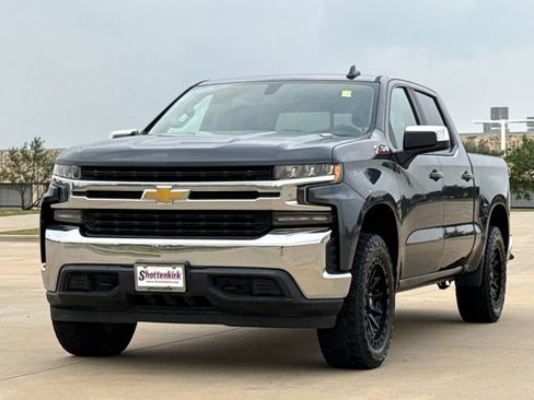 Used 2021 Chevrolet Silverado 1500 LT w/ All Star Edition Plus AWD/4WD image 3