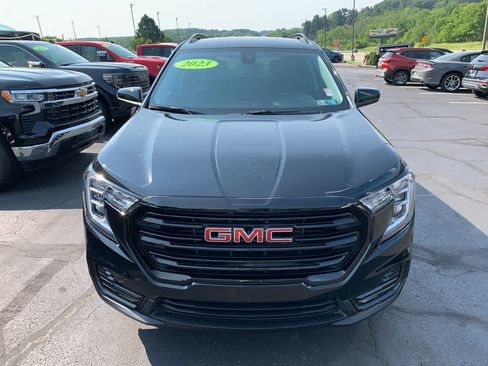 Certified 2023 GMC Terrain SLE w/ Elevation Edition AWD/4WD image 7