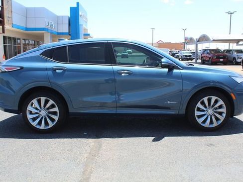 Used 2025 Buick Envista Avenir FWD image 2