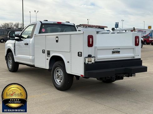 Used 2023 Ford F250 XL w/ XL Chrome Package image 7