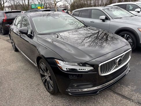 Used 2023 Volvo S90 B6 Ultimate w/ Lounge Package AWD/4WD image 3