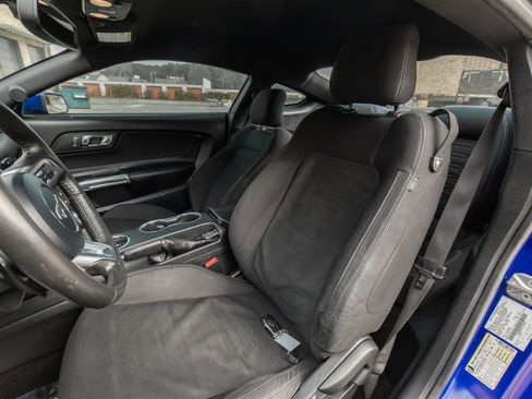 Used 2015 Ford Mustang Coupe image 19