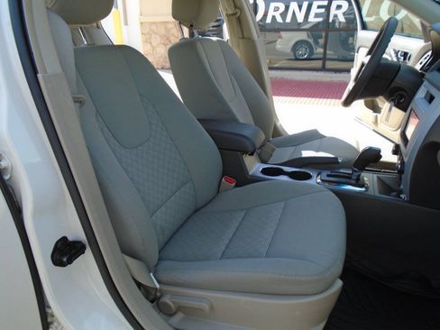 Used 2012 Ford Fusion S FWD image 12