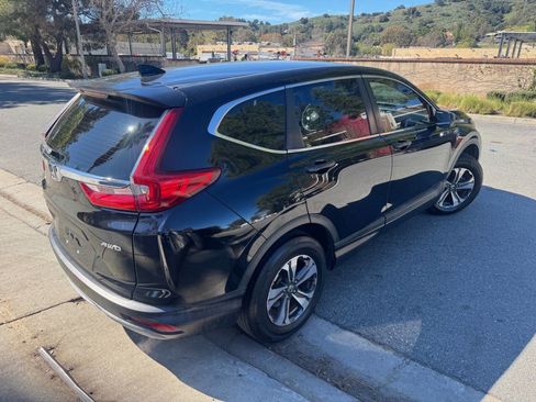 Used 2017 Honda CR-V LX image 3