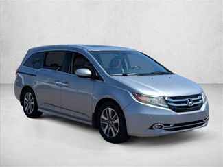 Used 2016 Honda Odyssey Touring Elite video 3