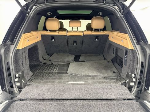 Used 2025 Land Rover Range Rover SE AWD/4WD image 27